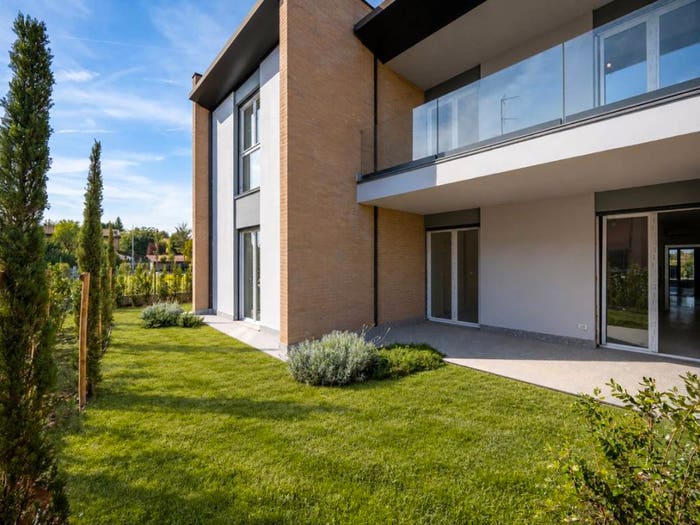 Appartamento trilocale in vendita in via monzato, Centro, Traversetolo