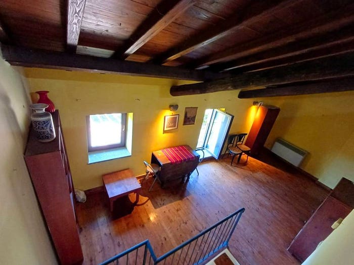 Casa trilocale in vendita in Via Volturno, Centro, Caprarola