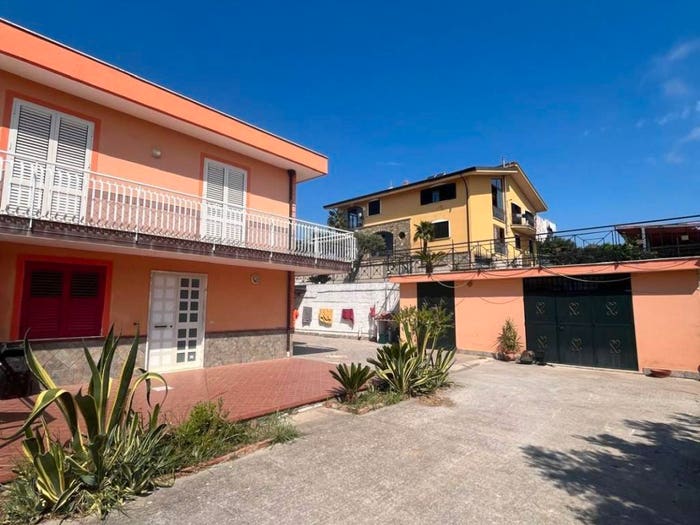 Appartamento trilocale in vendita in Via della Sacra Famiglia, Agropoli