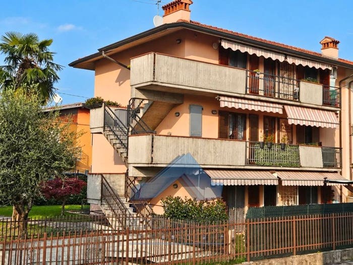 Appartamento trilocale in vendita in Via Sottoripa Seriate BG Italia, Seriate