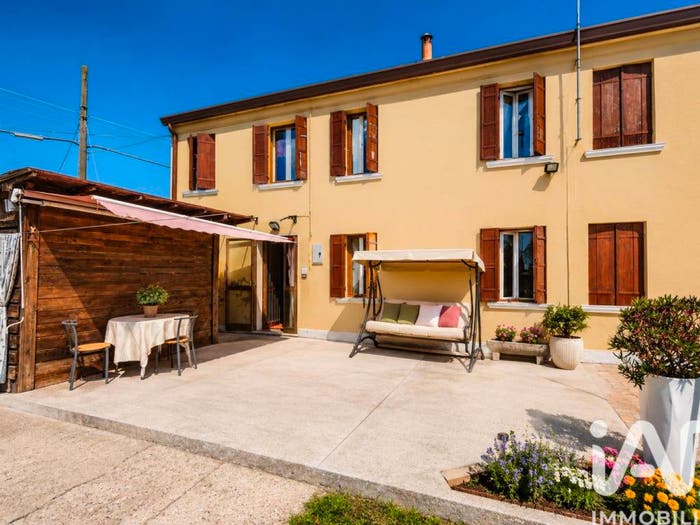 Casa quadrilocale in vendita in Strada Cavedon, Centro, Adria