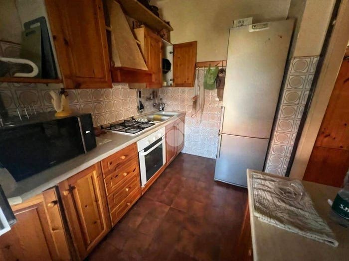 Appartamento trilocale in vendita in Via toselli, Centro, Malnate