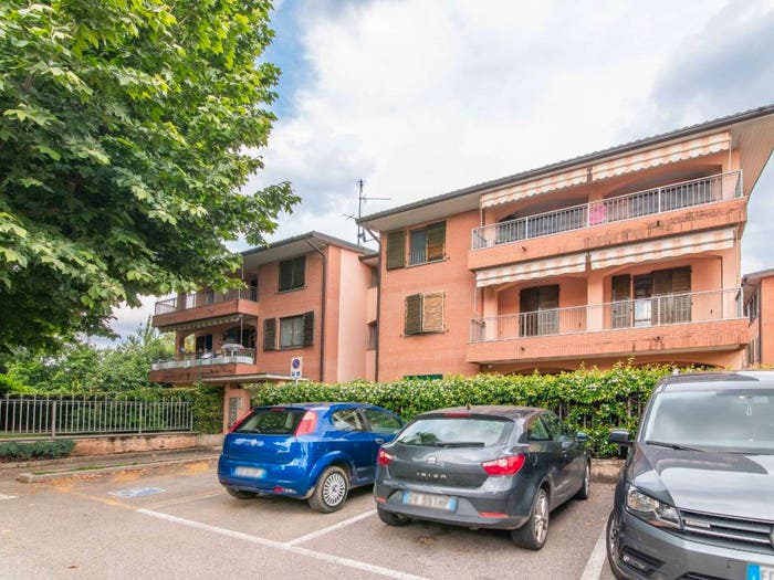 Appartamento trilocale in vendita in Via Madonnetta, Locate Varesino