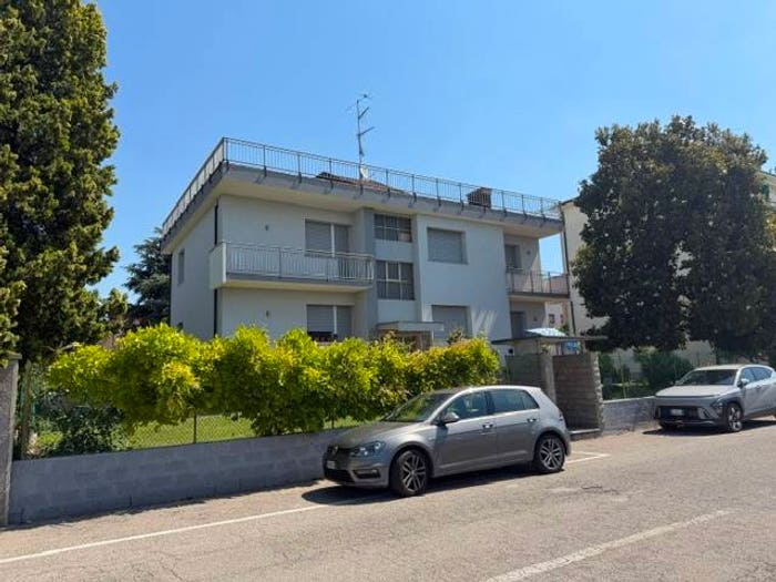 Appartamento con 5 locali in vendita in Via Genuzio Bentini, Altedo, Malalbergo