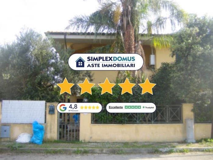 Casa con 6 locali in vendita in via Toniolo, Centro, Fondi