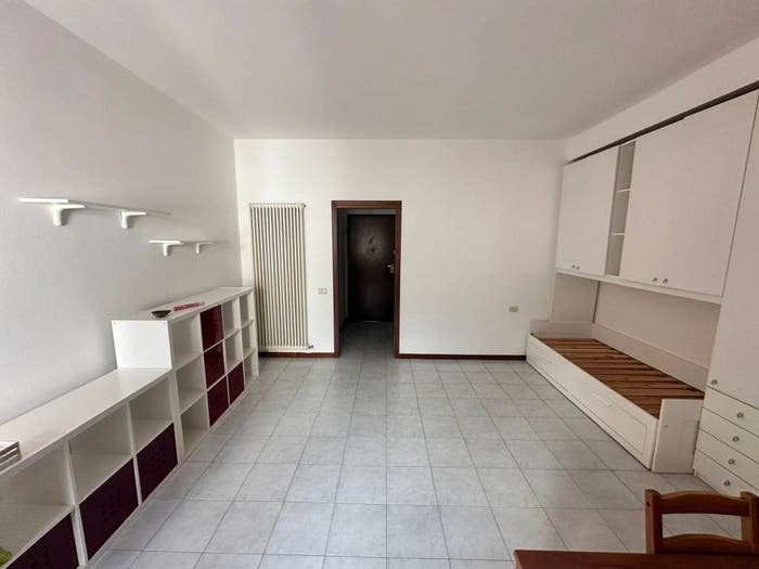Appartamento monolocale in vendita in Via Caduti Lecchesi a Fossoli, Caleotto, Lecco