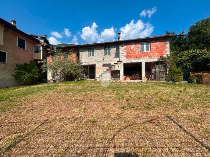 Casa con 6 locali in vendita in Via al Mulinetto, Vignola, Cremia