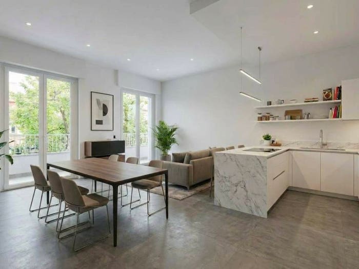 Appartamento trilocale in vendita in Via PICCINNI, Buenos Aires, Milano