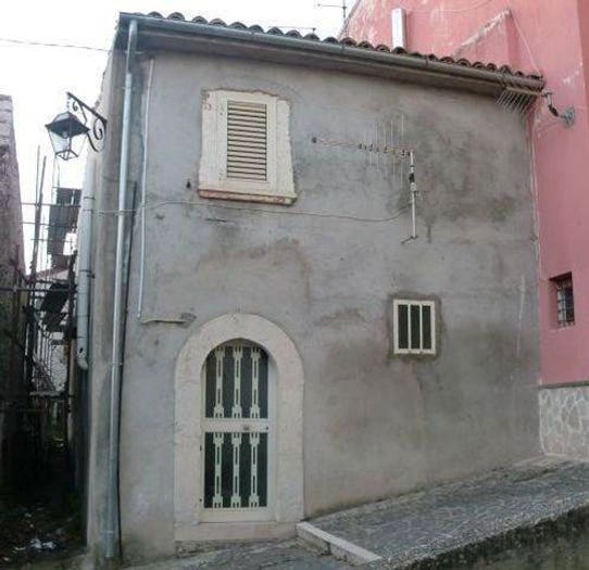 Casa trilocale in vendita in Via San Vittorino, San Vittorino, Cerro al Volturno