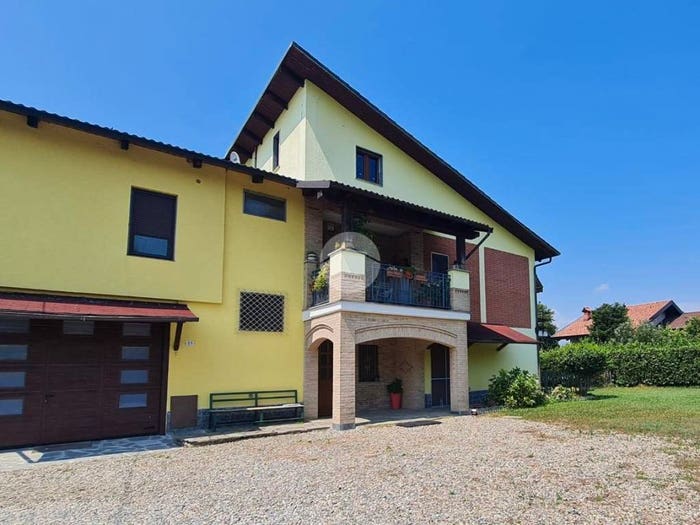 Casa quadrilocale in vendita in Vicolo grappa, Centro, Bosconero