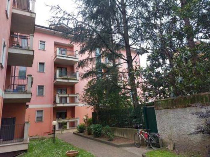 Appartamento trilocale in vendita in Viale Mazzini, Abbiategrasso