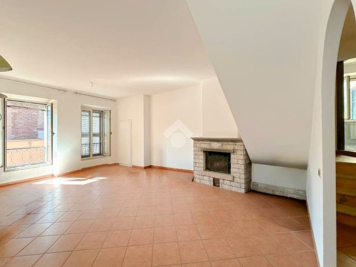 Appartamento trilocale in vendita in Piazza del Duomo, Montecompatri, Monte Compatri