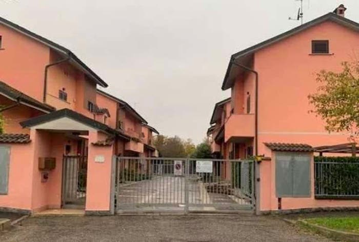 Casa con 5 locali in vendita in Via Lussu, Landriano