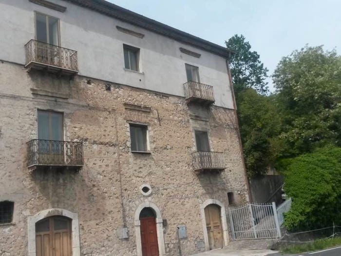 Casa con 6 locali in vendita in Strada Statale Venafrana, Selvotta, Sesto Campano
