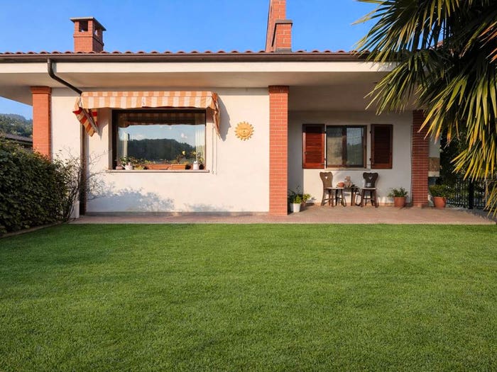 Casa con 6 locali in vendita in Corso Asti, Centro, Canale