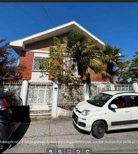 Casa con 6 locali in vendita in Via Tanaro Frazione Garola Piossasco TO Italia, Piossasco