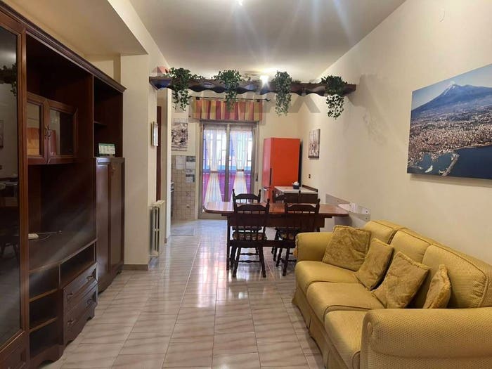 Appartamento trilocale in vendita in Via Vincenzo Monti, Nicolosi