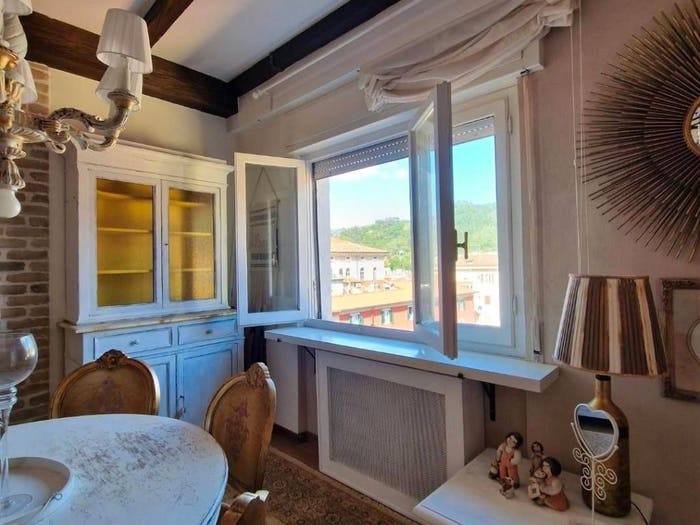 Appartamento quadrilocale in vendita in Centro, Carrara
