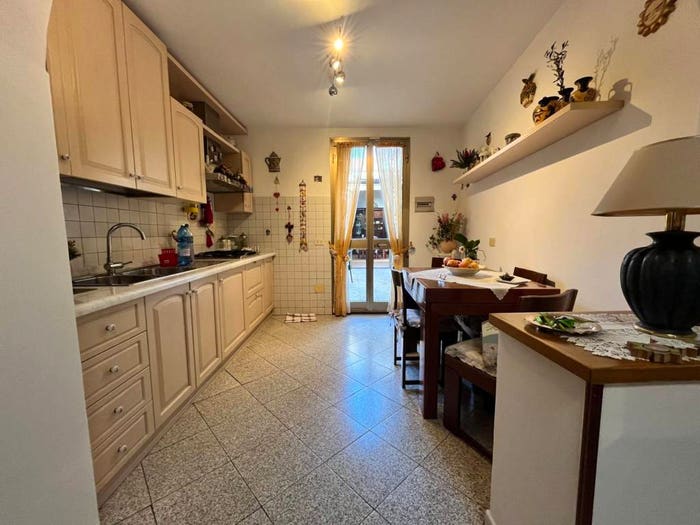 Casa con 6 locali in vendita in Centro, Agliana