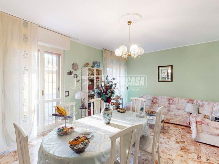 Appartamento quadrilocale in vendita in Via Roma, Centro, Paullo