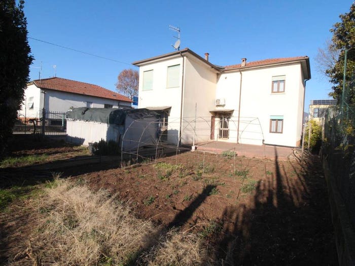 Casa con 5 locali in vendita in Via Verona, Centro, Castelgomberto