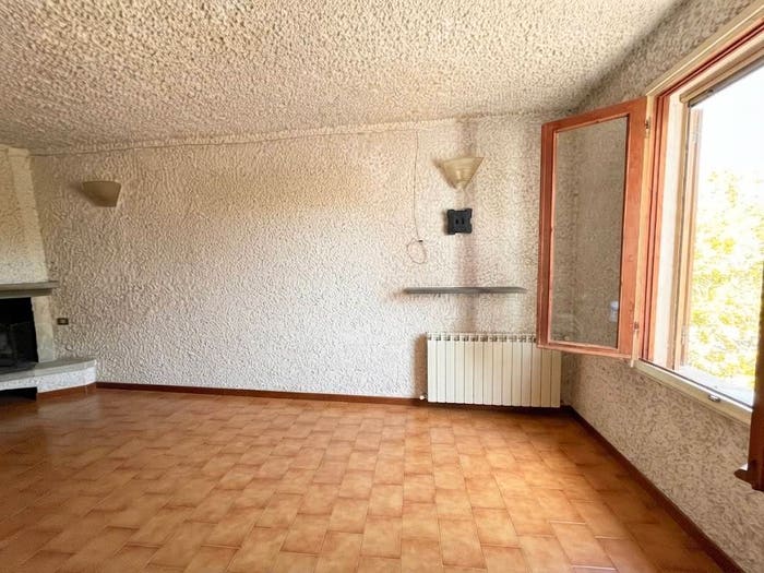 Appartamento trilocale in vendita in Via Faldenno, Centro, Nave