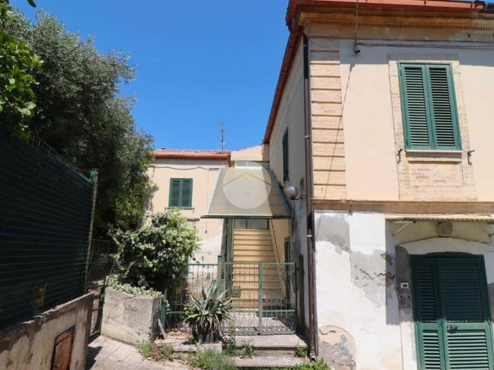 Casa con 6 locali in vendita in Viale dello Splendore, Centro, Giulianova