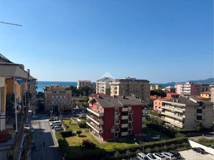 Appartamento trilocale in vendita in Via chiarella, Centro, Chiavari