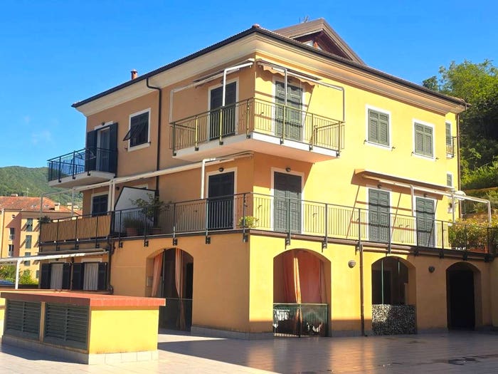 Appartamento quadrilocale in vendita in Casarza Ligure