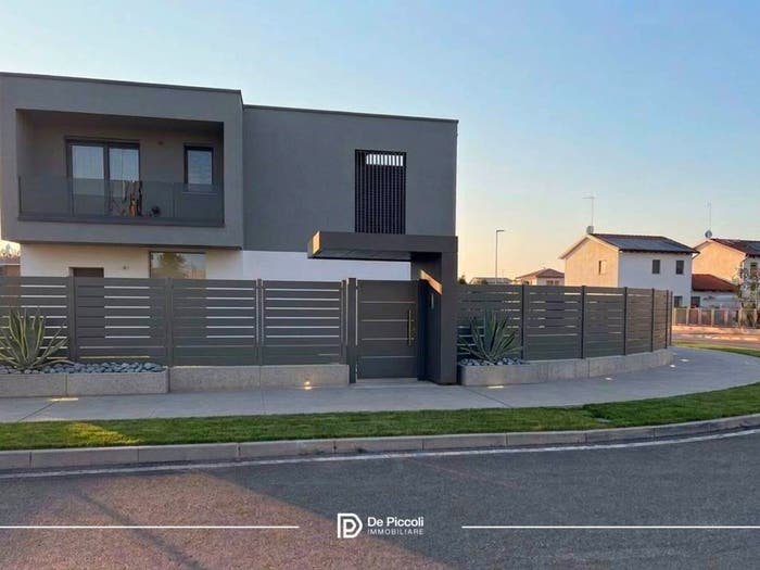Casa quadrilocale in vendita in Via Schiavo Lena, Noventa di Piave