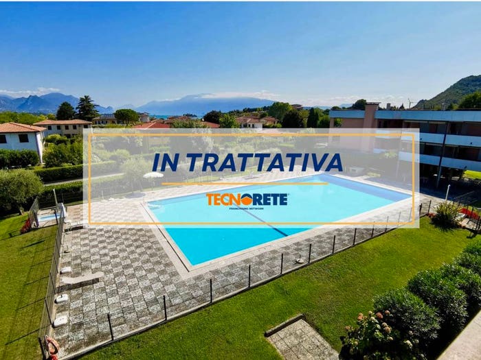Appartamento trilocale in vendita in Via Belvedere, Lido, Manerba del Garda