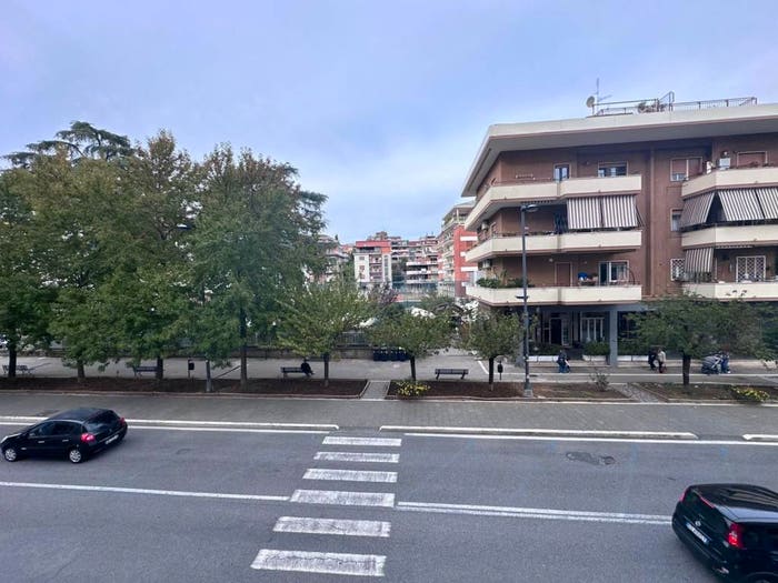 Appartamento quadrilocale in vendita in Via Aprile, Centro, Colleferro