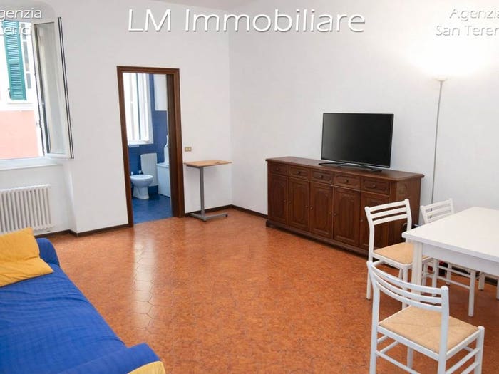 Appartamento quadrilocale in vendita in Via Camillo Benso di Cavour, Lerici Paese, Lerici