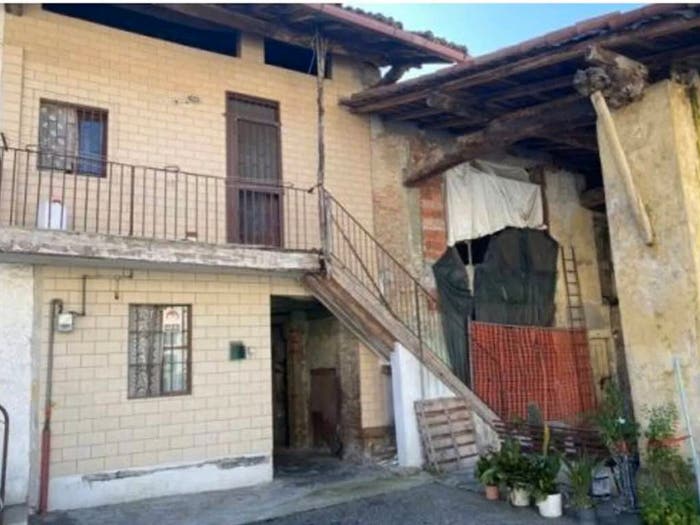 Appartamento bilocale in vendita in Via San Bernardo, Castel Rozzone