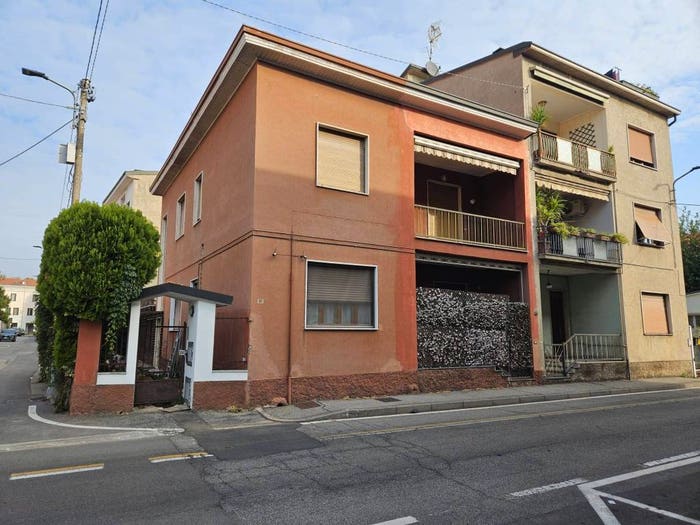 Appartamento trilocale in vendita in Via Thomas Alva Edison, Centro, Muggiò