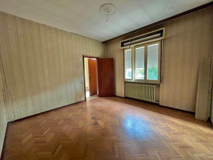 Casa con 6 locali in vendita in Via Giuseppe Garibaldi, Centro, Moglia