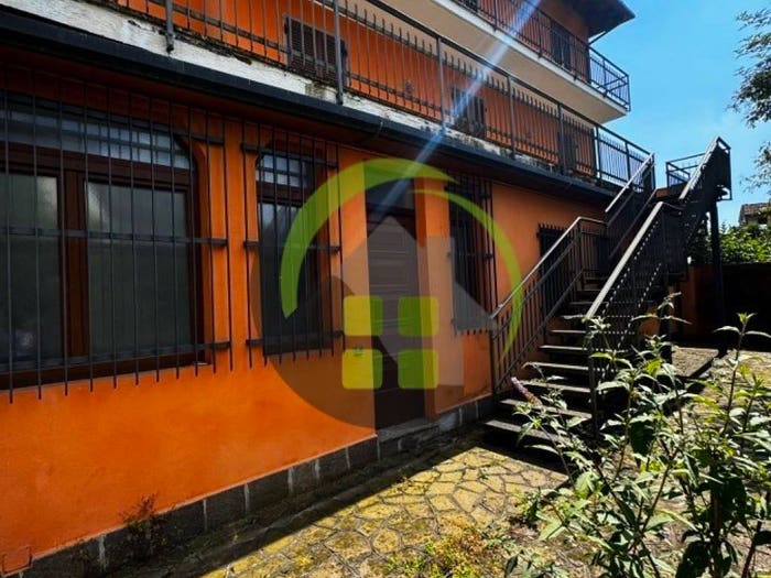 Casa quadrilocale in vendita in Centro, Gandino