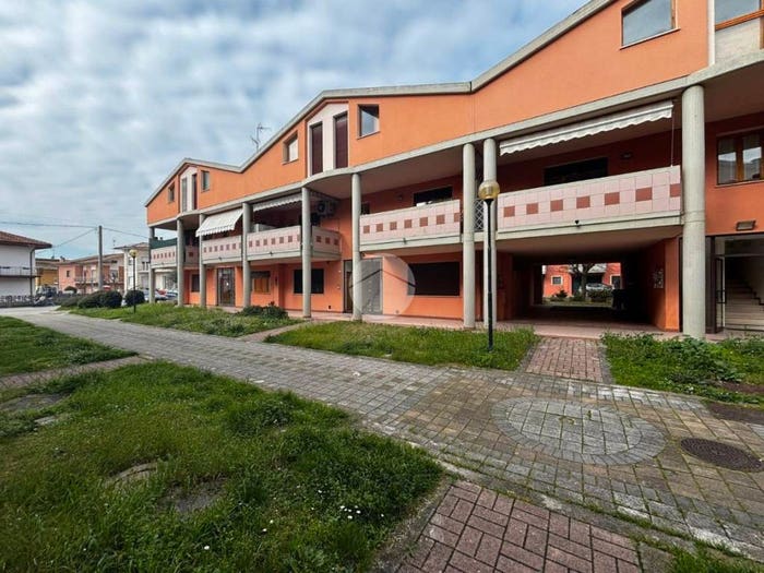 Appartamento quadrilocale in vendita in Via Circonvallazione Kennedy, Lucrezia, Cartoceto