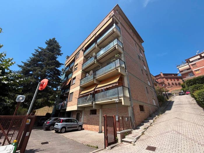Appartamento trilocale in vendita in Via Costagrande, Centro, Monte Porzio Catone