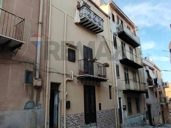 Casa con 5 locali in vendita in Via Formusa, Centro, Termini Imerese