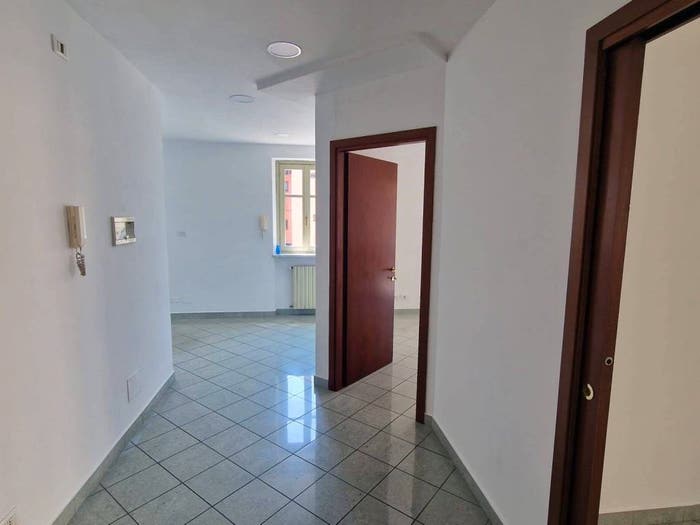 Appartamento quadrilocale in vendita in Via Camillo Benso di Cavour, Centro Storico, Moncalieri