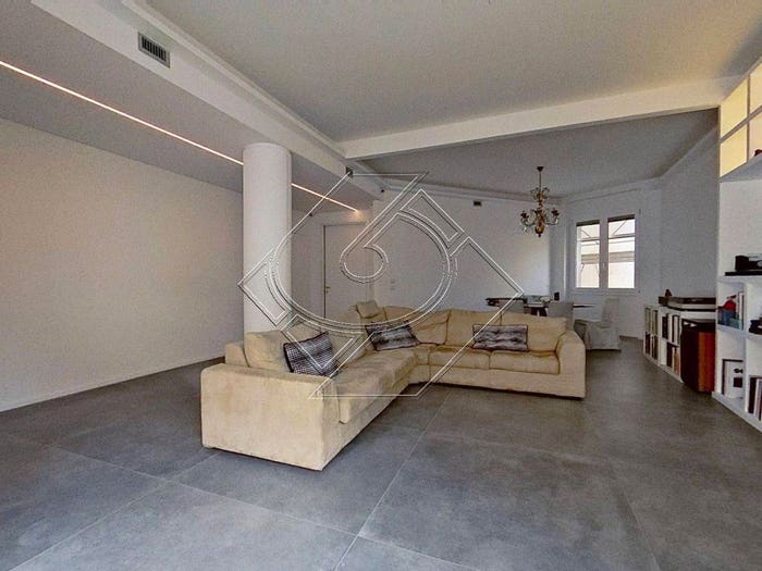 Appartamento con 5 locali in vendita in Via dello Sprone, Ponte Vecchio Pitti, Firenze