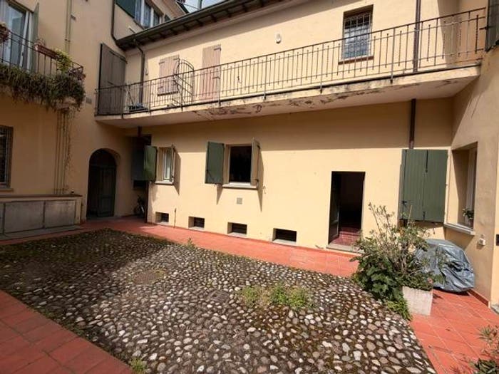 Appartamento bilocale in vendita in Viale Vittorio Veneto, Forlì