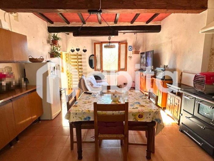 Appartamento con 6 locali in vendita in Via Persignano, Terranuova Bracciolini