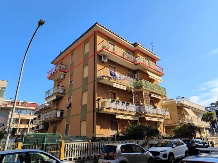 Appartamento con 5 locali in vendita in Via Carlo Crivelli, Centro, Grottammare