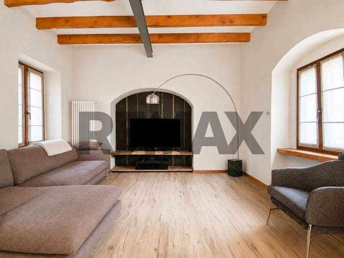 Casa trilocale in vendita in Via Per Unchio, Centro, Cambiasca