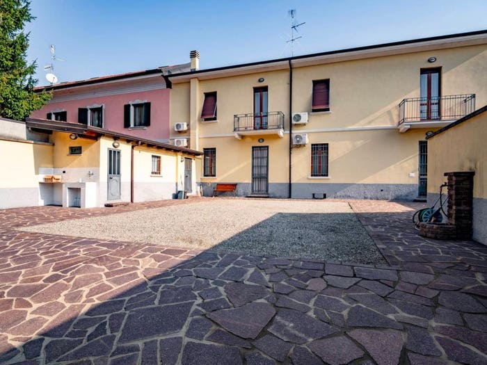 Casa con 6 locali in vendita in Legnarello, Legnano