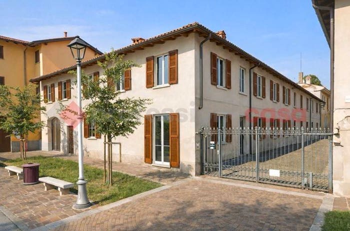 Appartamento quadrilocale in vendita in piazza vittorio emanuele II, Centro, Nerviano