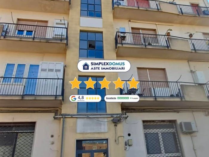 Appartamento quadrilocale in vendita in VIA CASTELLOTTI, Modica Bassa, Modica