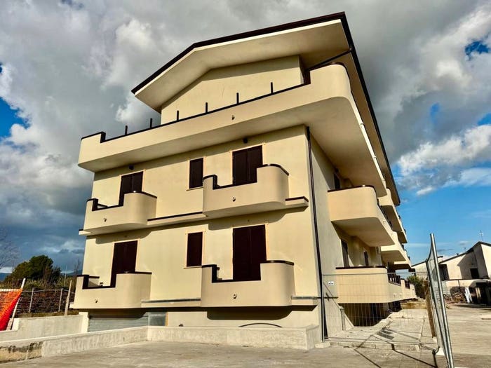 Appartamento quadrilocale in vendita in Via Scafa, Telese Terme